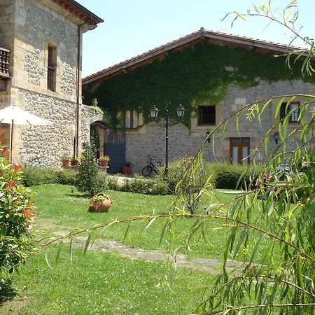 Palacio Garcia Quijano 3* Corrales De Buelna