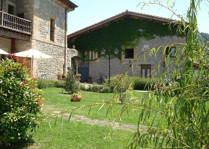 Palacio Garcia Quijano 3* Corrales De Buelna