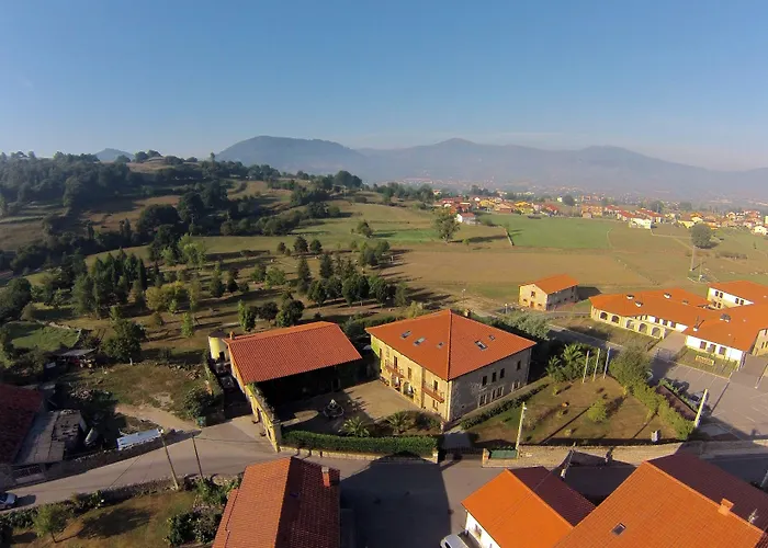 Palacio Garcia Quijano 洛斯科拉莱斯-德布埃尔纳